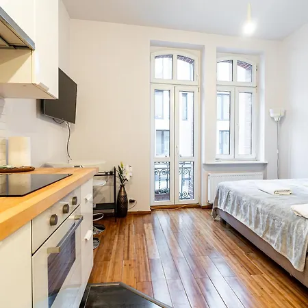 Apartament Na Srodce By Lookap Poznan Exterior photo